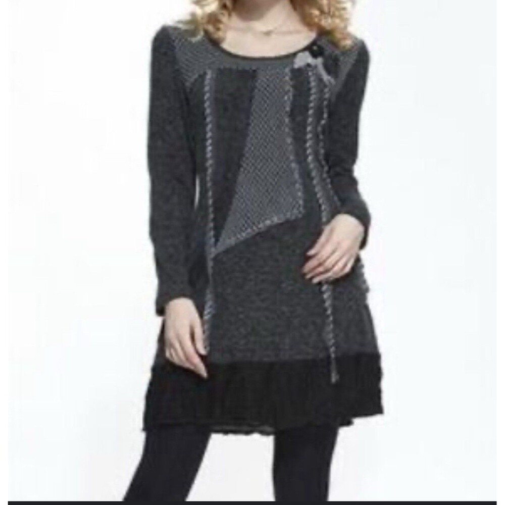 John Fashion Dress M Gray Mini Lace Ruffle Knit Long Sleeve Boho Artsy Lagenlook